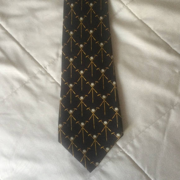 CHANEL Black and Gold Men's Tie - Picture 1 of 7